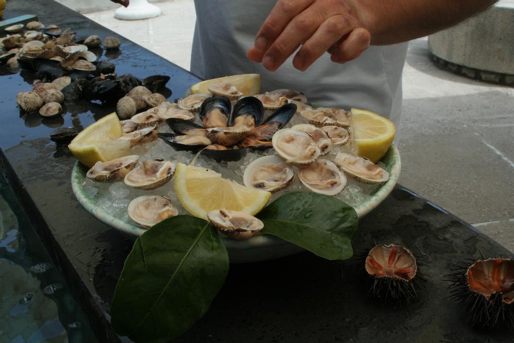 Lo Scoglio Hotel Marina del Cantone Kültér fotó
