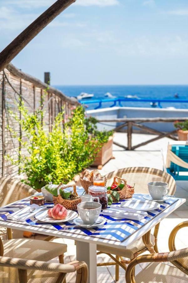 Lo Scoglio Hotel Marina del Cantone Kültér fotó
