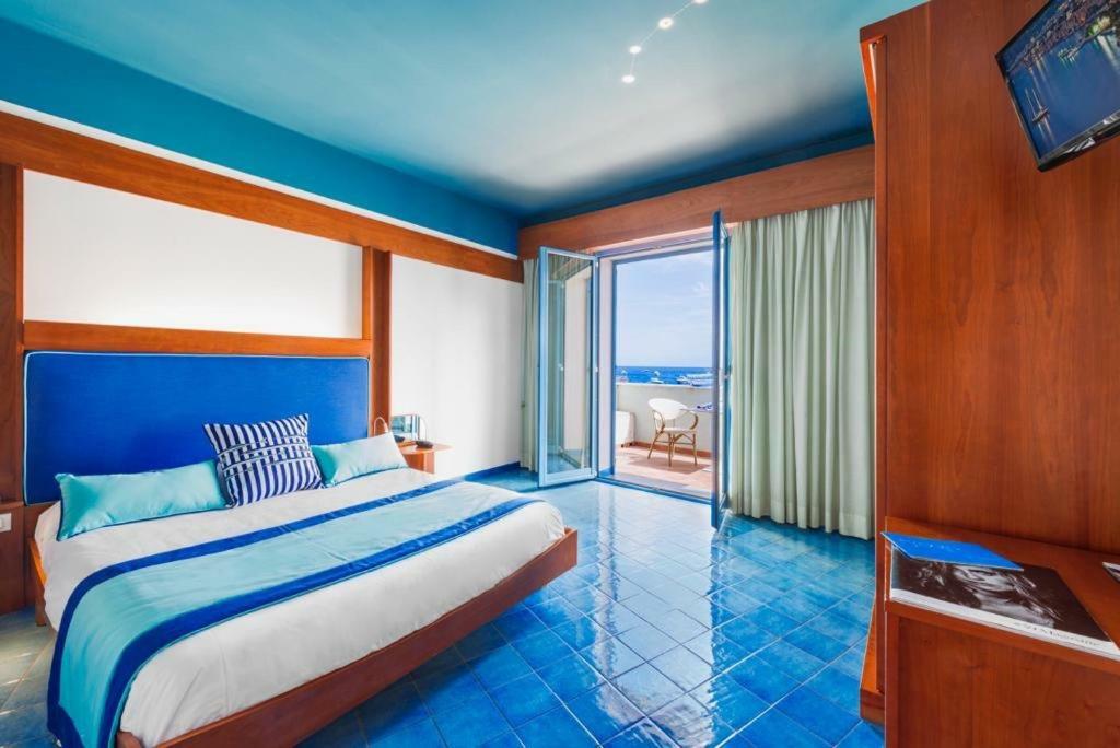 Lo Scoglio Hotel Marina del Cantone Kültér fotó